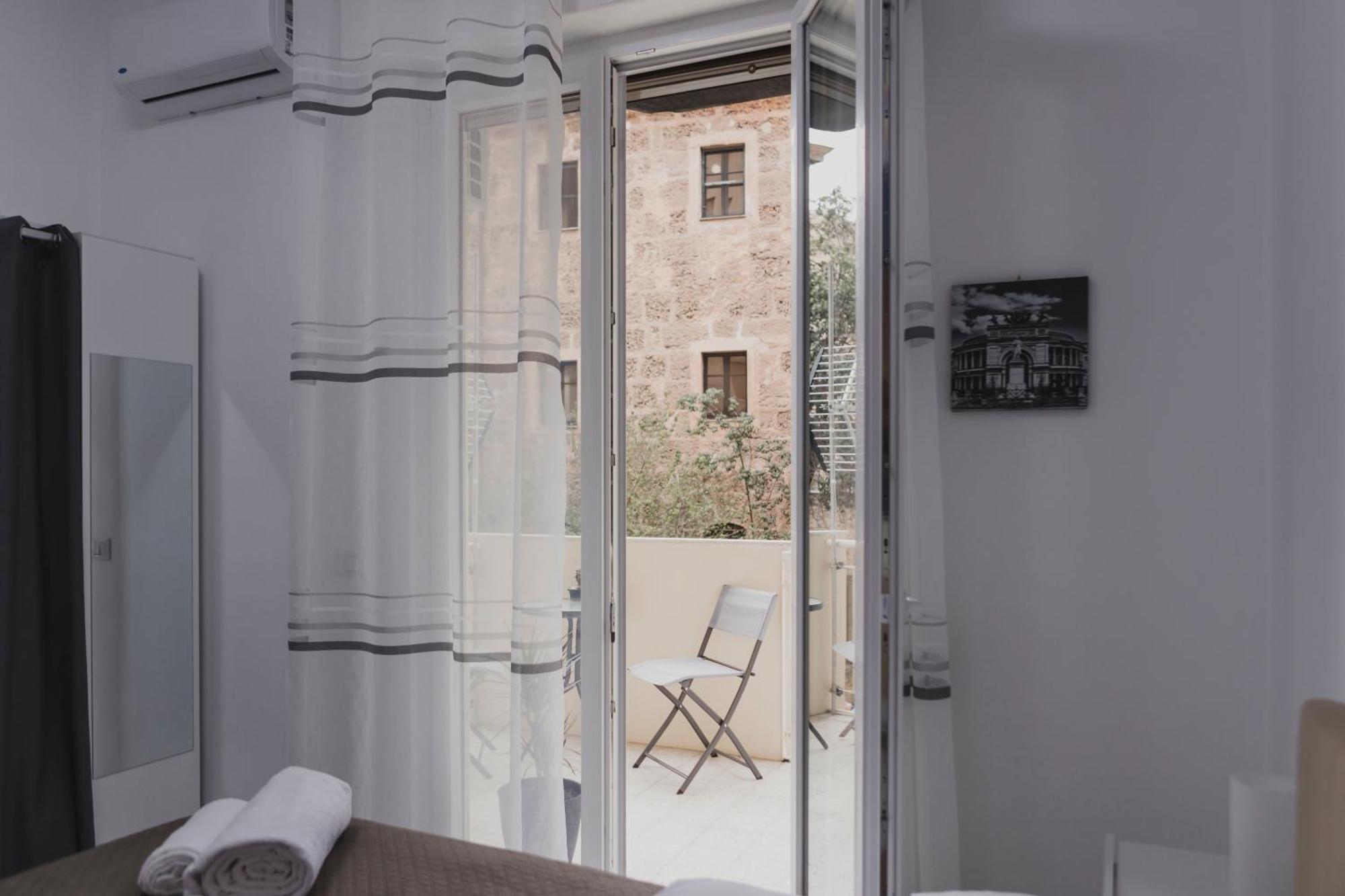 Mariblu Palermo Hotel Exterior photo